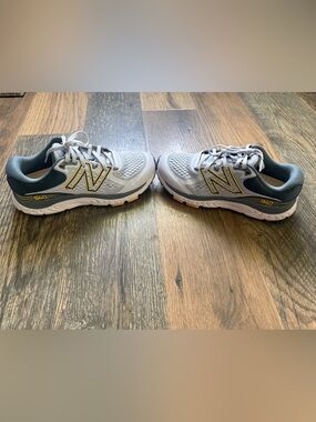 NEW BALANCE 840 V5 Womens 7.5 Silent Grey